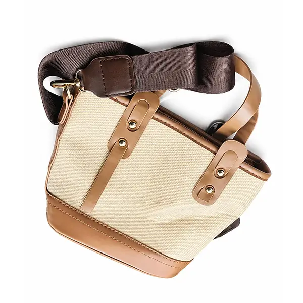 Brown Square-Shaped Handbag – Stylish Structured Ladies Bag